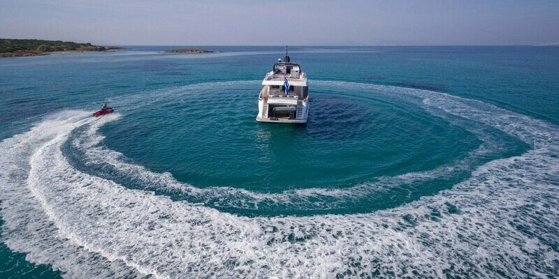 Private crewed luxury yacht charter