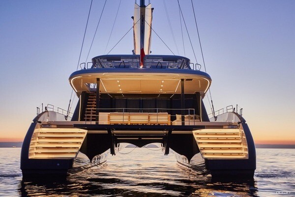 GENNY Luxury Catamaran Sunreef 80. 